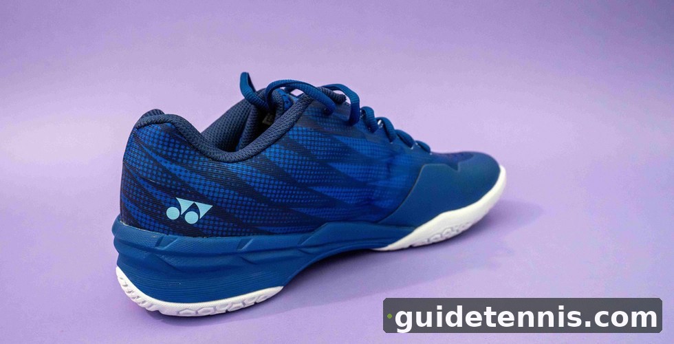 Badminton Shoes Reviews